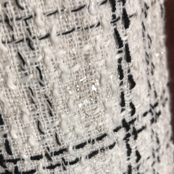 Cream and black with silver threads zip up dressy formal high rise shorts size M - Picture 11 of 15